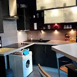 Appartamento Cosy F1 Avec Grande Terrasse à 2 Pas Du Tramway *