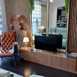 Cosy F1 Avec Grande Terrasse A 2 Pas Du Tramway *