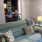 Daire Cosy F1 Avec Grande Terrasse A 2 Pas Du Tramway